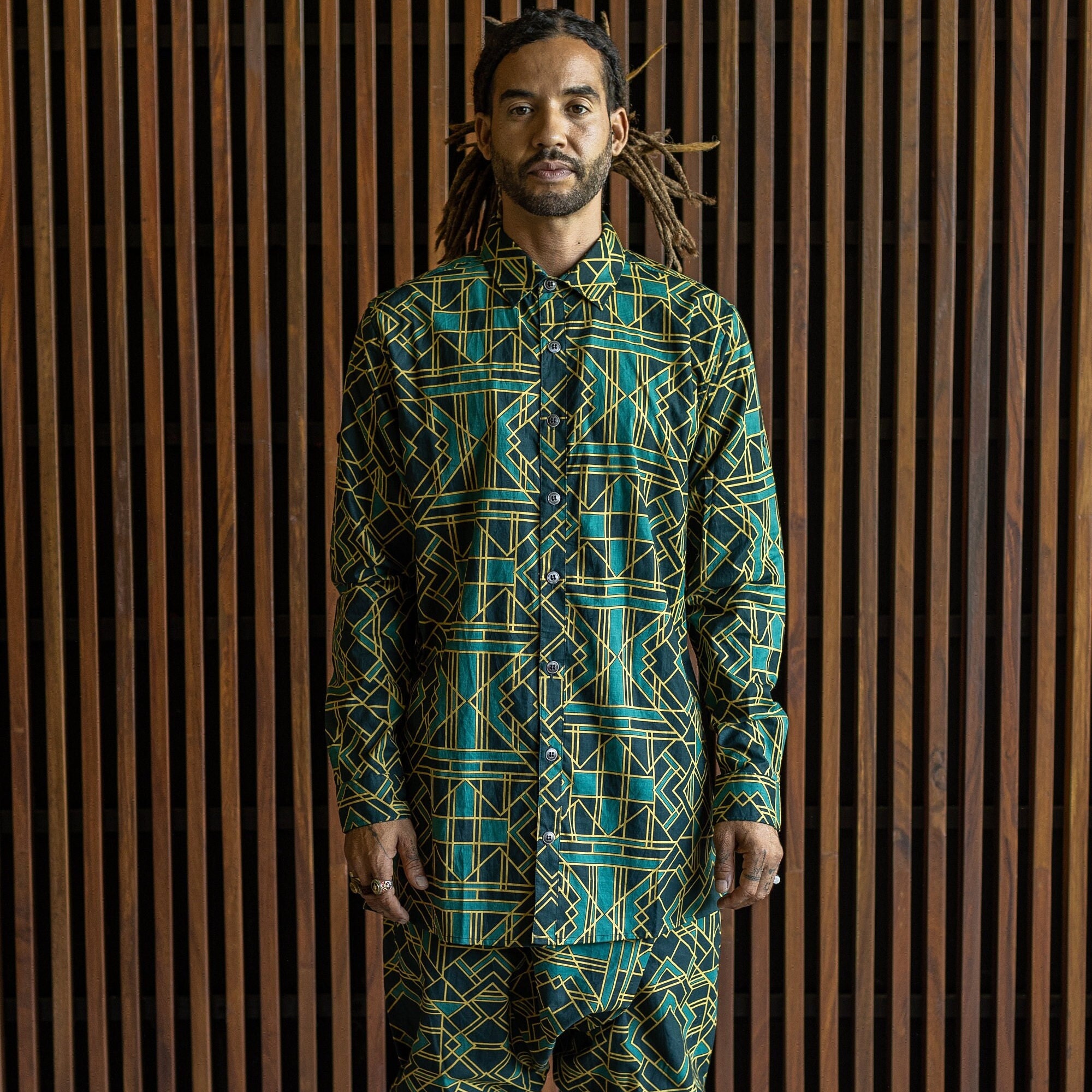 Geometric Print Cotton Buttonup Shirt: Green Boho Festival Geometric Print Cotton Buttonup Shirt: Green Boho Festival