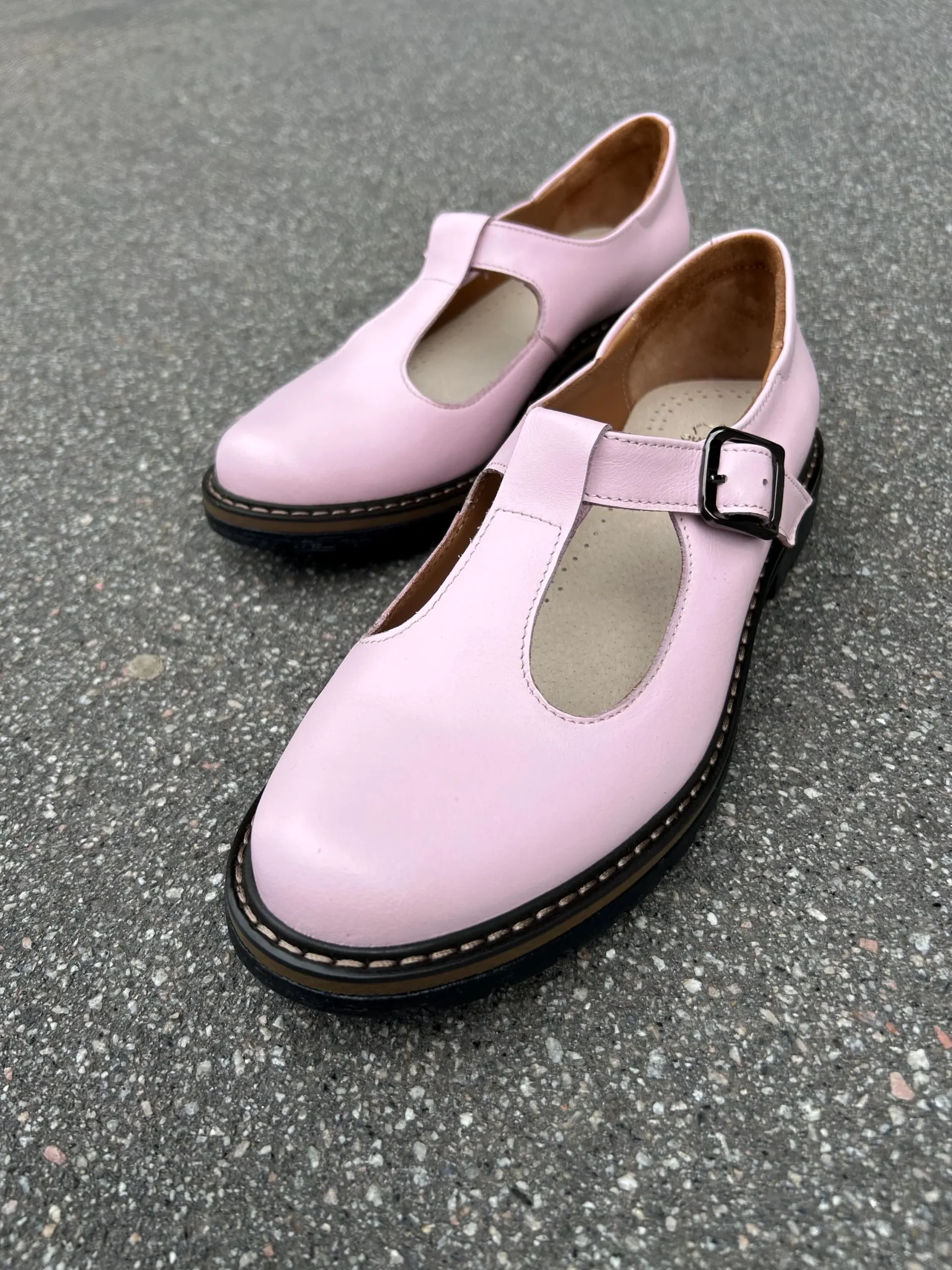 Pink Leather T-strap Mary Jane Flats Pink Leather T-strap Mary Jane Flats